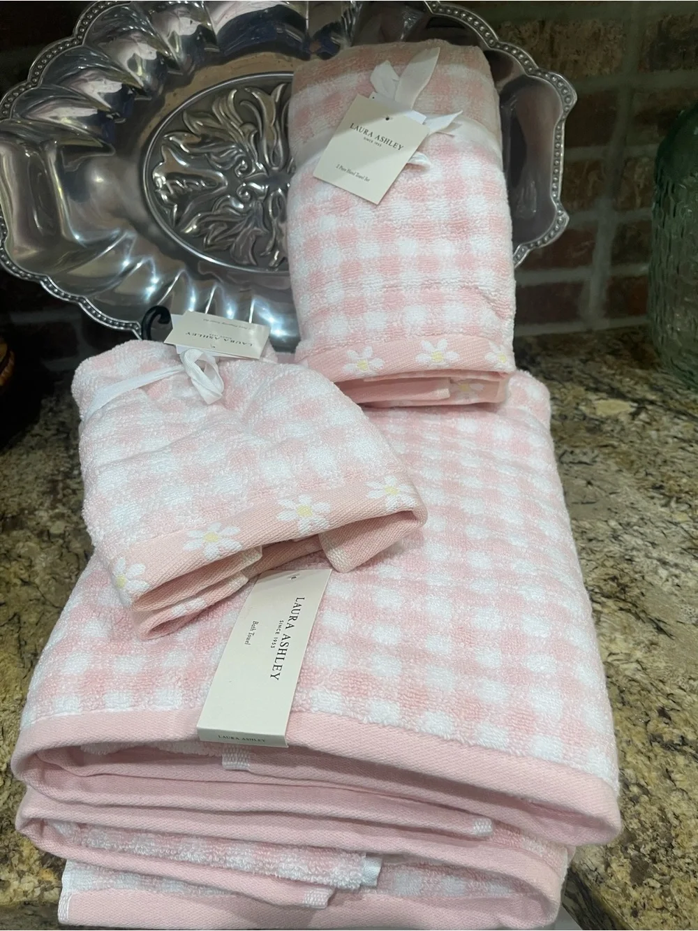 Laura Ashley Ginny Pink White Towels Bundle - bath, hand & finger towels -NEW!